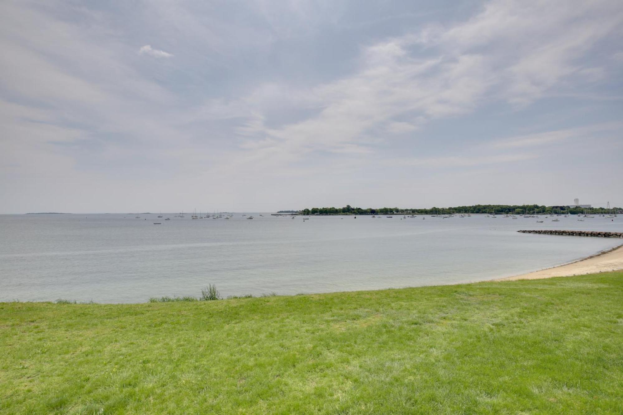 Quaint Beverly Townhome Walk To Beach And Downtown! Екстериор снимка
