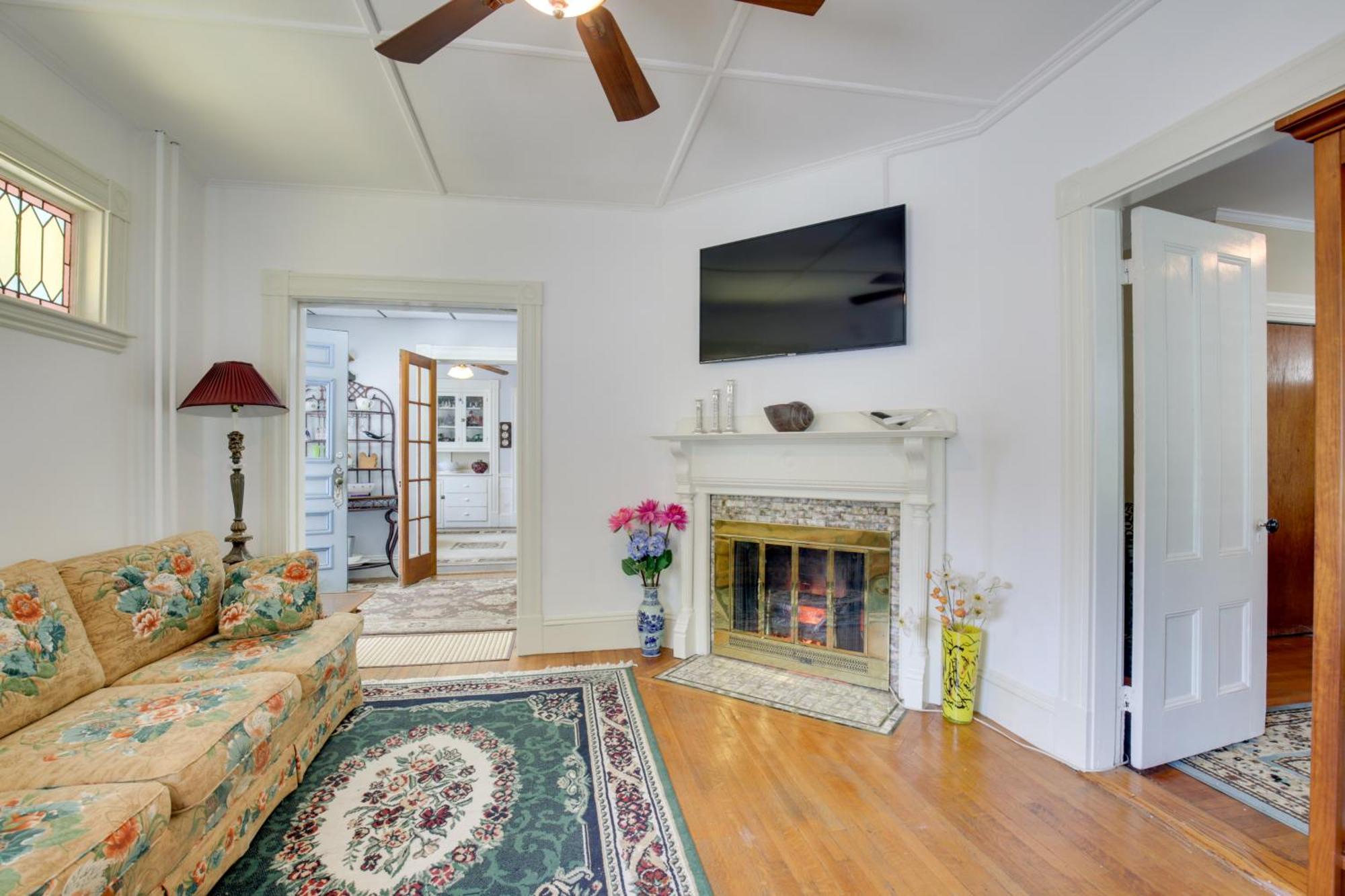 Quaint Beverly Townhome Walk To Beach And Downtown! Екстериор снимка